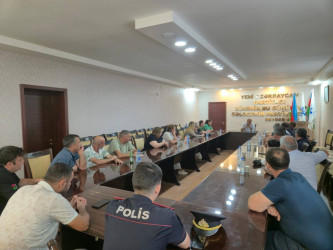 Şuşa Rayon İcra Hakimiyyətinin başçısı cənab Bayram Səfərov sakinlərlə növbəti səyyar qəbulunu 21.08.2026-cı il tarixdə İmişli rayonu, Yeni Azərbaycan Partiyasının binasında rayon sakinləri ilə keçirdi