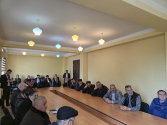10 aprel 2026-cı il tarixdə Goranboy rayonu, məcburi köçkün qəsəbəsində məskunlaşmış Şuşa rayon sakinləri ilə Şuşa Rayon İcra Hakimiyyəti başçısının səyyar görüşü keçirildi