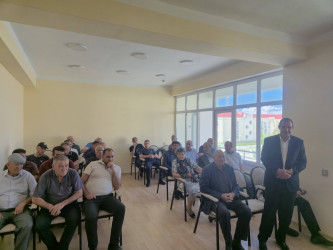 26.05.2026-cı il tarixdə Şuşa Rayon İcra Hakimiyyətinin başçısı cənab Bayram Səfərov sakinlərlə növbəti səyyar qəbulunu Kürdəmir rayonu ərazisində salınmış 564 ailəlik məcburi köçkün qəsəbəsində keçirmişdir