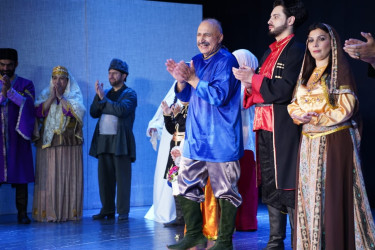 Şuşa Dövlət Musiqili Dram Teatrı 150-ci teatr mövsümündə görkəmli dramaturq Əbdürrəhim bəy Haqverdiyevin “Dağılan Tifaq” əsərini tamaşaya qoymuşdur