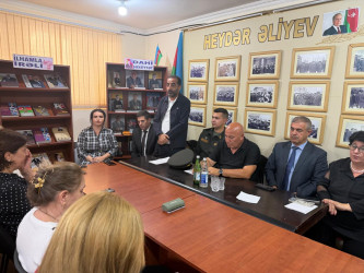 Şuşa Rayon İcra Hakimiyyətinin təşkilatçılığı, Rayon İcra Hakimiyyətinin və Rayon Mərkəzləşdirilmiş Kitabxana Sisteminin əməkdaşlarının iştirakı ilə “27 sentyabr-Anım günü”nə həsr olunmuş tədbir keçirilmişdir