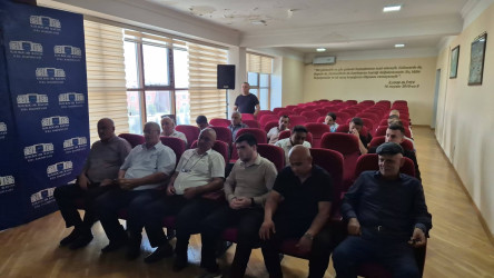 13.08.2026-cı il tarixdə Şuşa Rayon İcra Hakimiyyəti başçısı Bayram Səfərovun Gəncə şəhərində məskunlaşmış rayon sakinləri ilə növbəti səyyar görüşü keçirildi