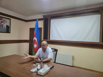 13.08.2026-cı il tarixdə Şuşa Rayon İcra Hakimiyyəti başçısı Bayram Səfərovun Gəncə şəhərində məskunlaşmış rayon sakinləri ilə növbəti səyyar görüşü keçirildi