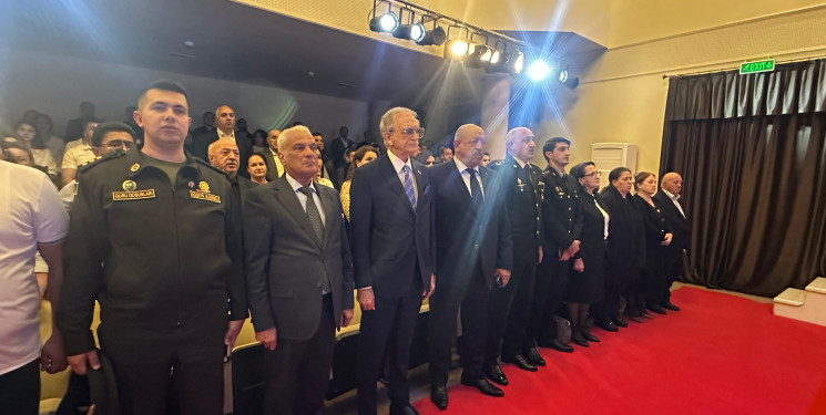 “Konstitusiya və suverenlik ili” çərçivəsində Ümummilli Lider Heydər Əliyevin anadan olmasının 102-ci illiyinə həsr olunmuş “Heydər Əliyev dahi xilaskar və dövlət qurucusu” adlı tədbir keçirilmişdir