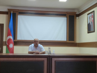 13.08.2026-cı il tarixdə Şuşa Rayon İcra Hakimiyyəti başçısı Bayram Səfərovun Gəncə şəhərində məskunlaşmış rayon sakinləri ilə növbəti səyyar görüşü keçirildi
