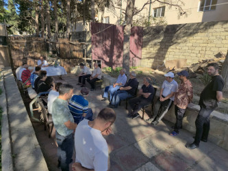 ​3 iyul tarixində Şuşa Rayon İcra Hakimiyyətinin başçısı Bayram Səfərov Xəzər rayonu, Mərdəkan qəsəbəsində yerləşən "Qaranquş" sanatoriyasında məskunlaşmış rayon sakinləri ilə növbəti səyyar görüşünü keçirdi