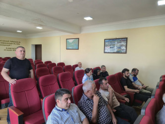 13.08.2026-cı il tarixdə Şuşa Rayon İcra Hakimiyyəti başçısı Bayram Səfərovun Gəncə şəhərində məskunlaşmış rayon sakinləri ilə növbəti səyyar görüşü keçirildi