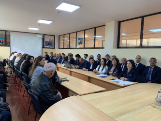 Noyabrın 20-də Yeni Azərbaycan Partiyası (YAP) Şuşa rayon təşkilatının və Şuşa Rayon İcra Hakimiyyətinin birgə təşkilatçılığı ilə partiyanın yaradılmasının 33-cü ildönümü münasibətilə tədbir keçirilib