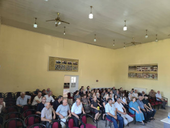 07.08.2026-cı il tarixdə Şuşa Rayon İcra Hakimiyyətinin başçısı Bayram Səfərovun Sabunçu rayonu, Ramana qəsəbəsində məskunlaşmış Şuşa rayon sakinləri ilə növbəti səyyar görüşü keçirildi